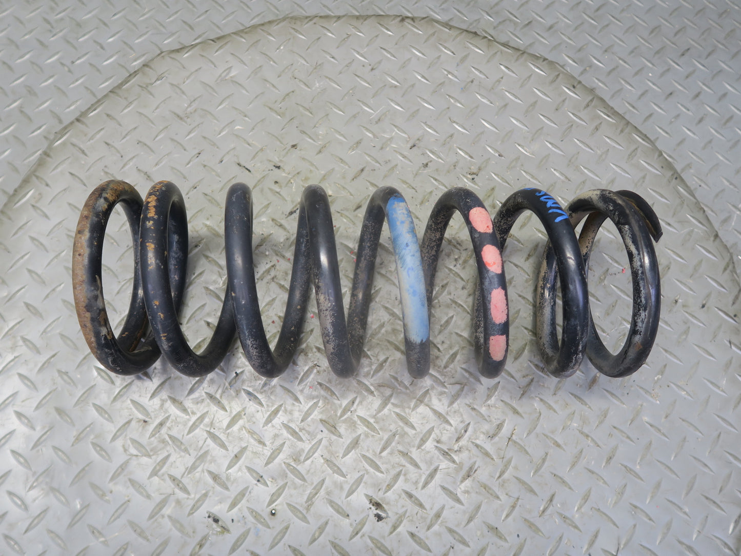 86-91 Mercedes W126 560SEL Set of 2 Rear Left & Right Coil Spring OEM