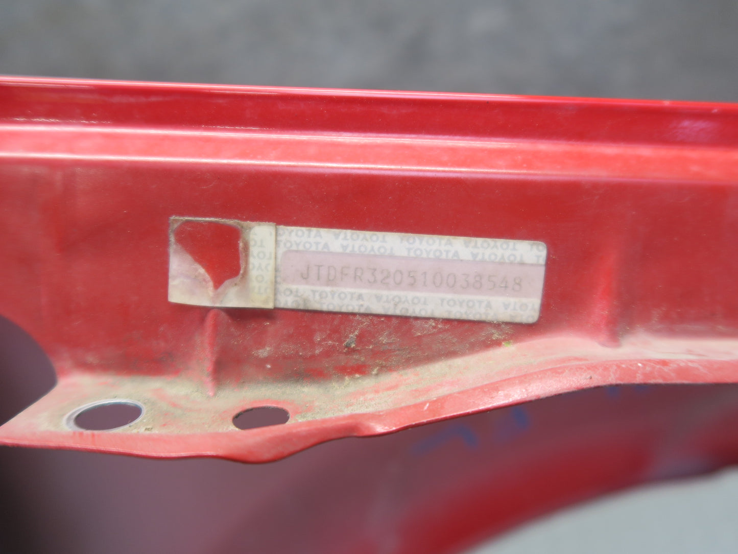 00-05 Toyota MR2 Spyder ZZW30L Front Left Fender Shell Panel Cover RED OEM