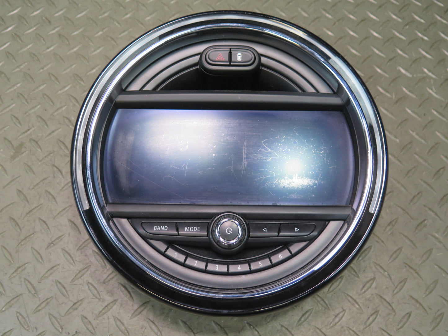16-19 Mini Cooper F54 F55 F56 F57 Media 8.8" Information Screen Display OEM