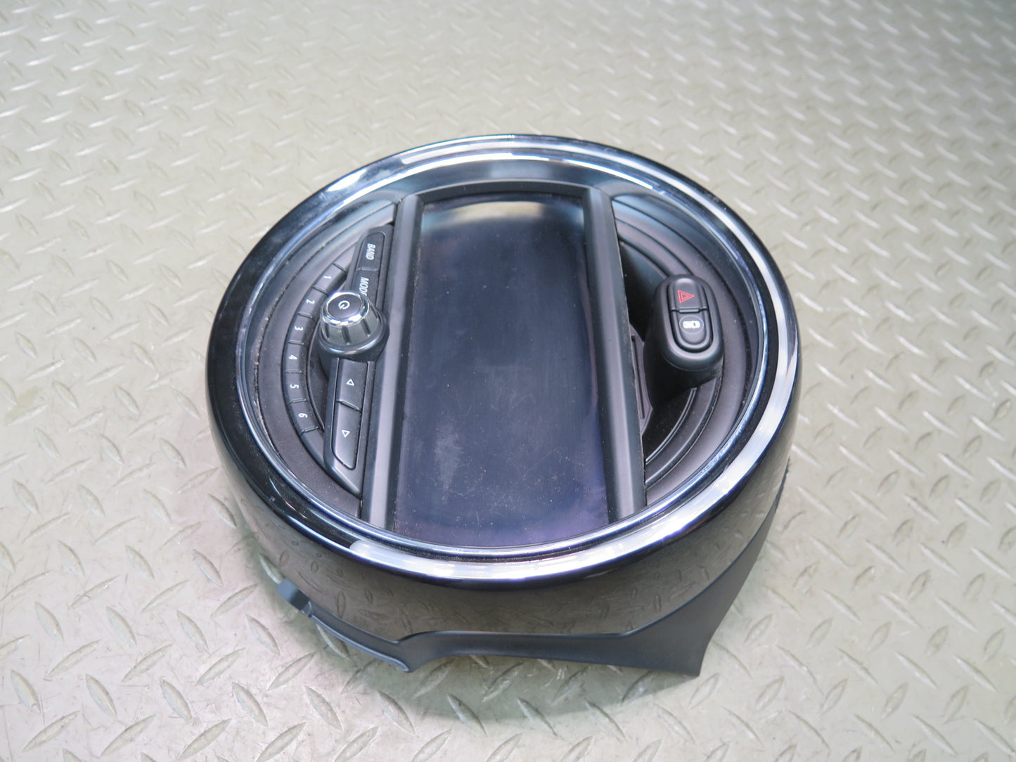 16-19 Mini Cooper F54 F55 F56 F57 Media 8.8" Information Screen Display OEM