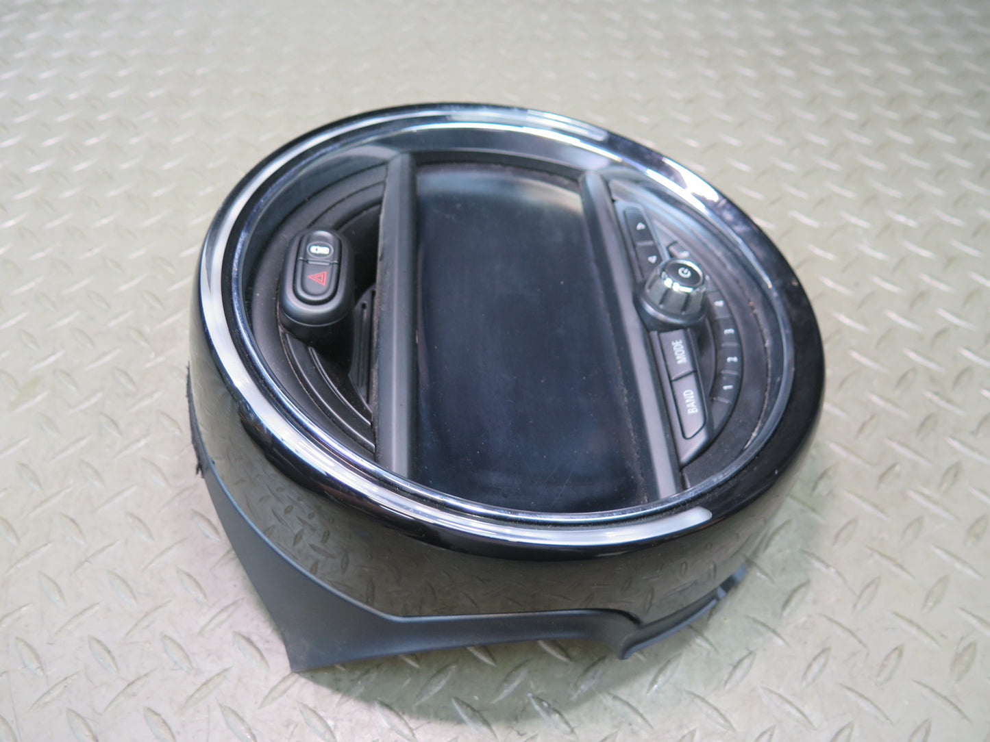 16-19 Mini Cooper F54 F55 F56 F57 Media 8.8" Information Screen Display OEM