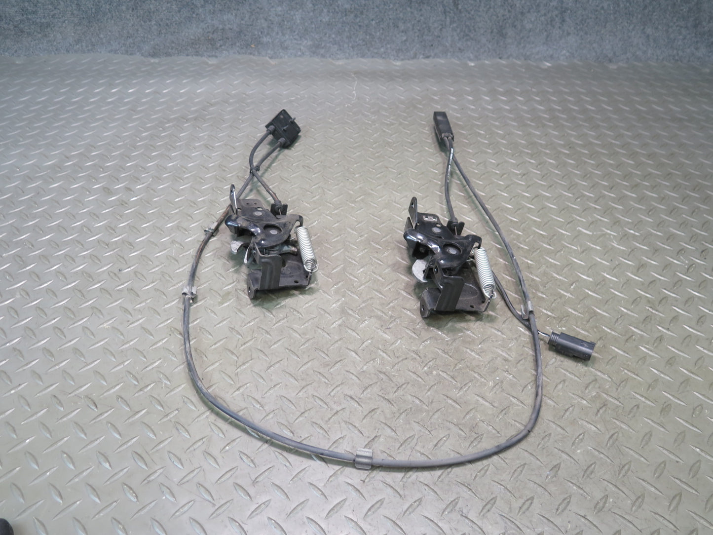 14-24 Mini Cooper F55 F56 F57 Front Left & Right Hood Lock Latch Cable Set OEM