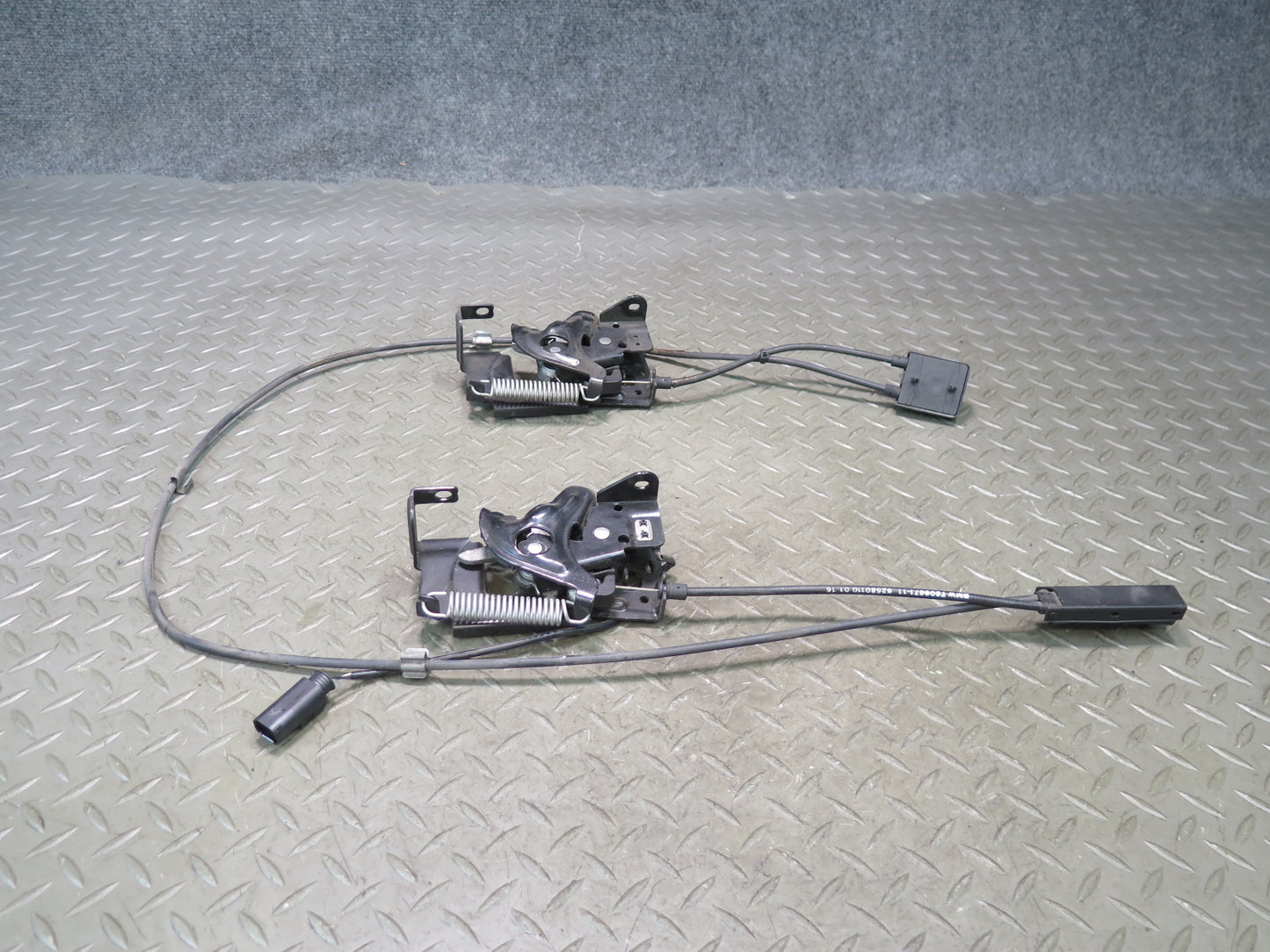14-24 Mini Cooper F55 F56 F57 Front Left & Right Hood Lock Latch Cable Set OEM