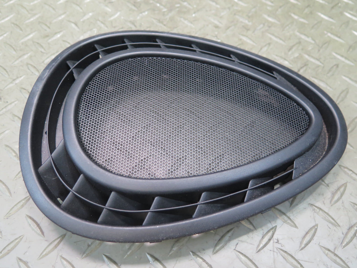14-24 Mini Cooper F55 F56 F57 Dash Front Center Speaker Grille Cover 9262803 OEM