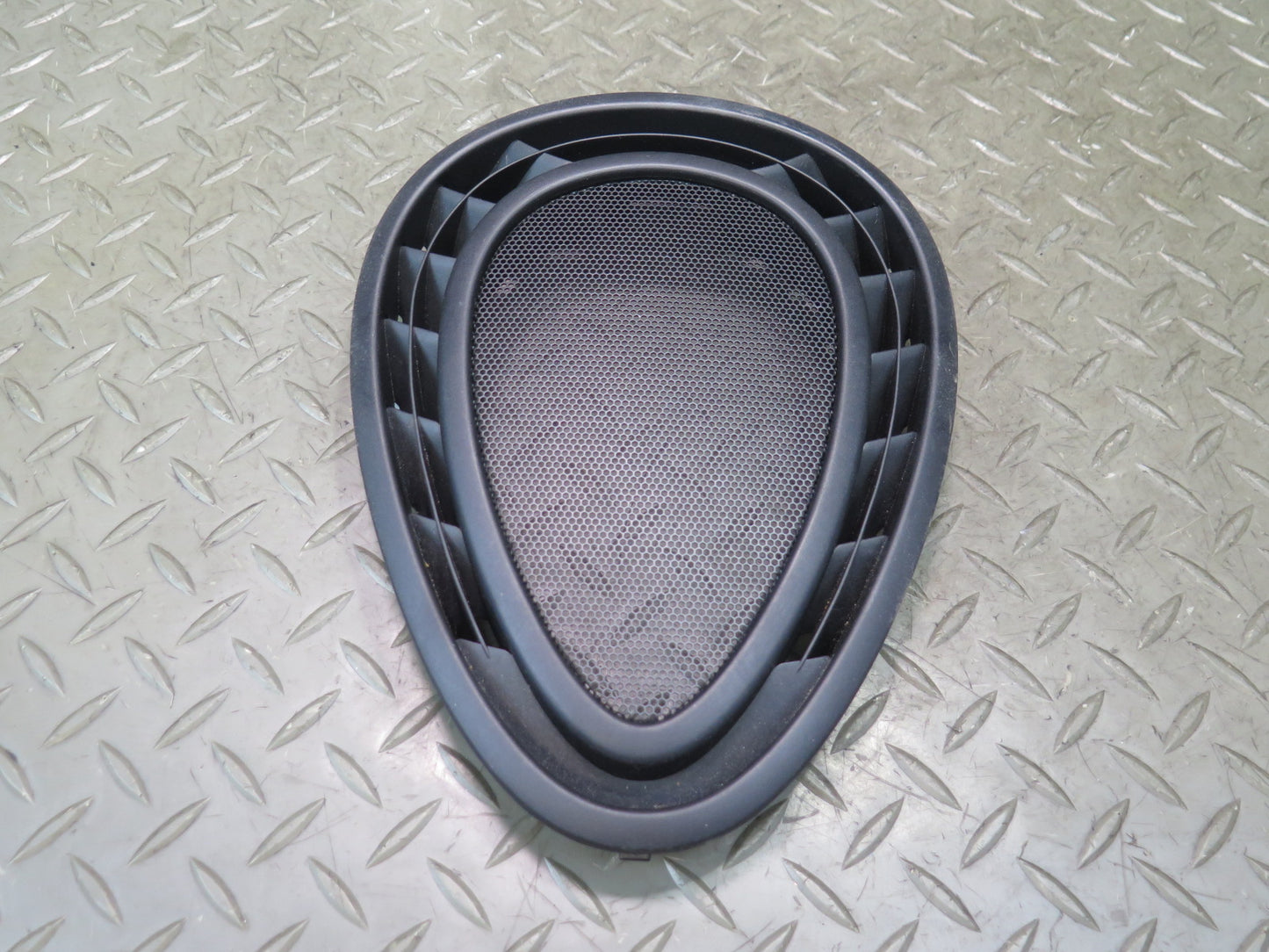 14-24 Mini Cooper F55 F56 F57 Dash Front Center Speaker Grille Cover 9262803 OEM