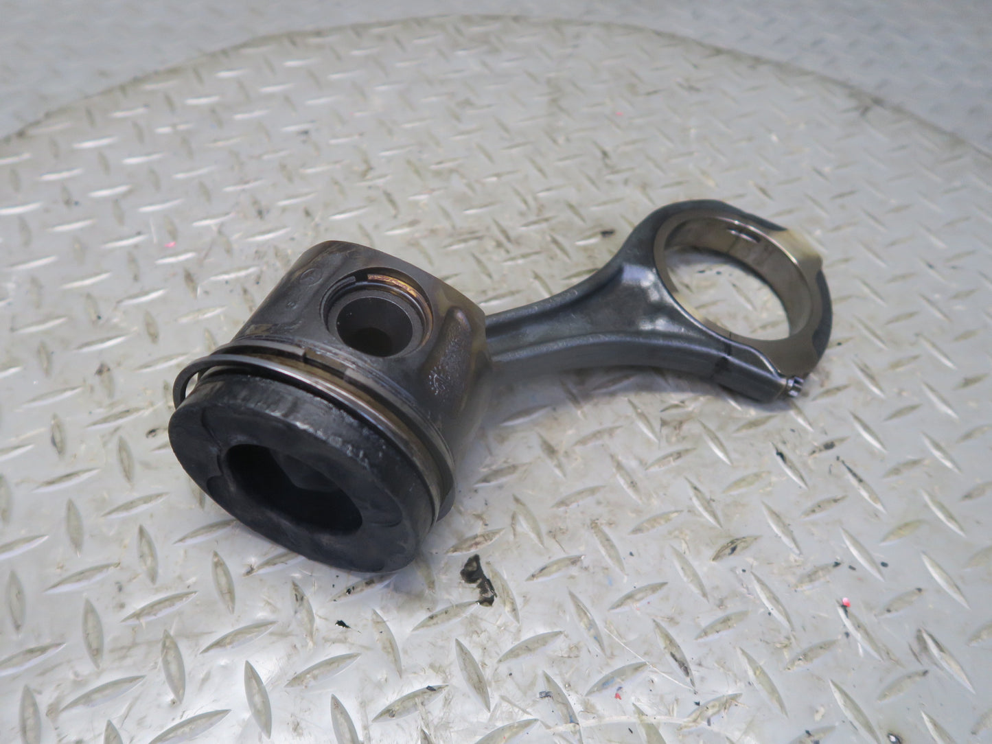 10-11 Mercedes W164 ML350 OM642 Diesel Engine Piston Connecting Rod Set of 6 OEM