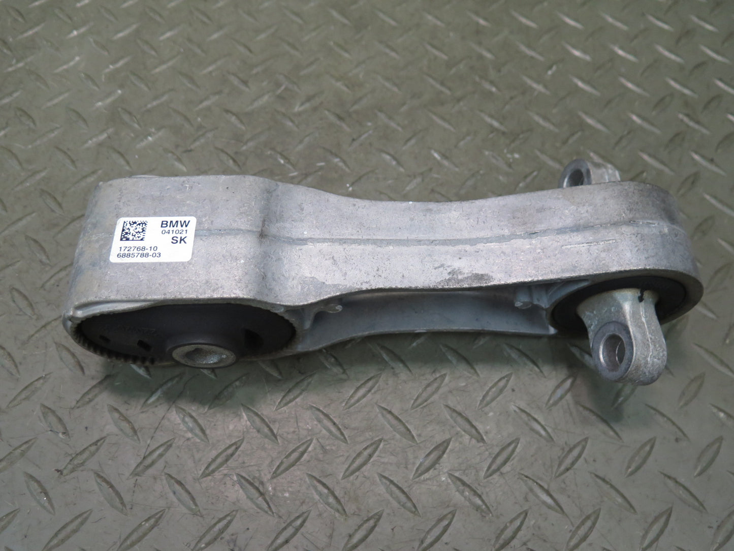 16-24 Mini Cooper S F55 F56 F57 Engine Motor Lower Mount Bracket 6885788 OEM