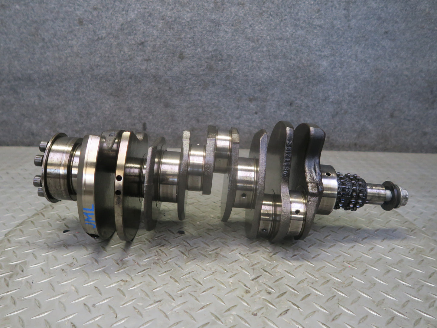 10-11 Mercedes W164 ML350 OM642 Diesel Bluetec Engine Crankshaft OEM