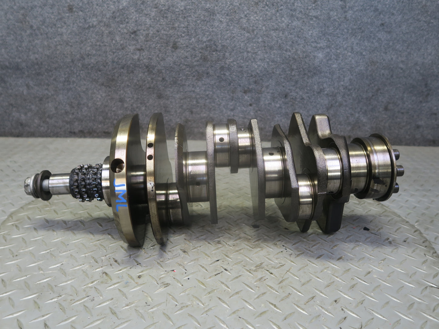 10-11 Mercedes W164 ML350 OM642 Diesel Bluetec Engine Crankshaft OEM