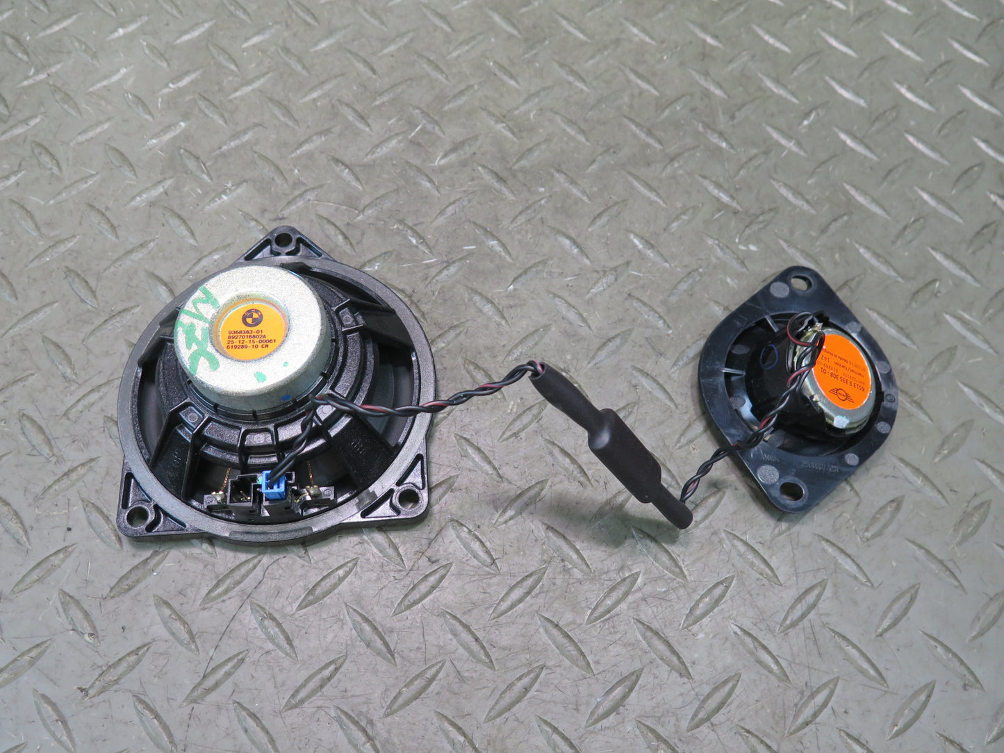 14-24 Mini Cooper F55 F56 F57 Set of 2 TOP Hi-fi MID Range & Tweeter Speaker OEM