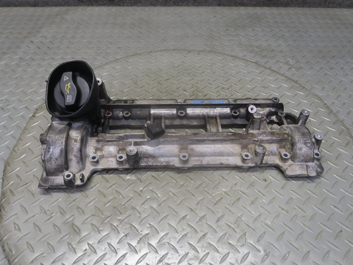 10-11 Mercedes W164 ML350 OM642 Diesel Engine Right Cylinder Head w Camshaft OEM
