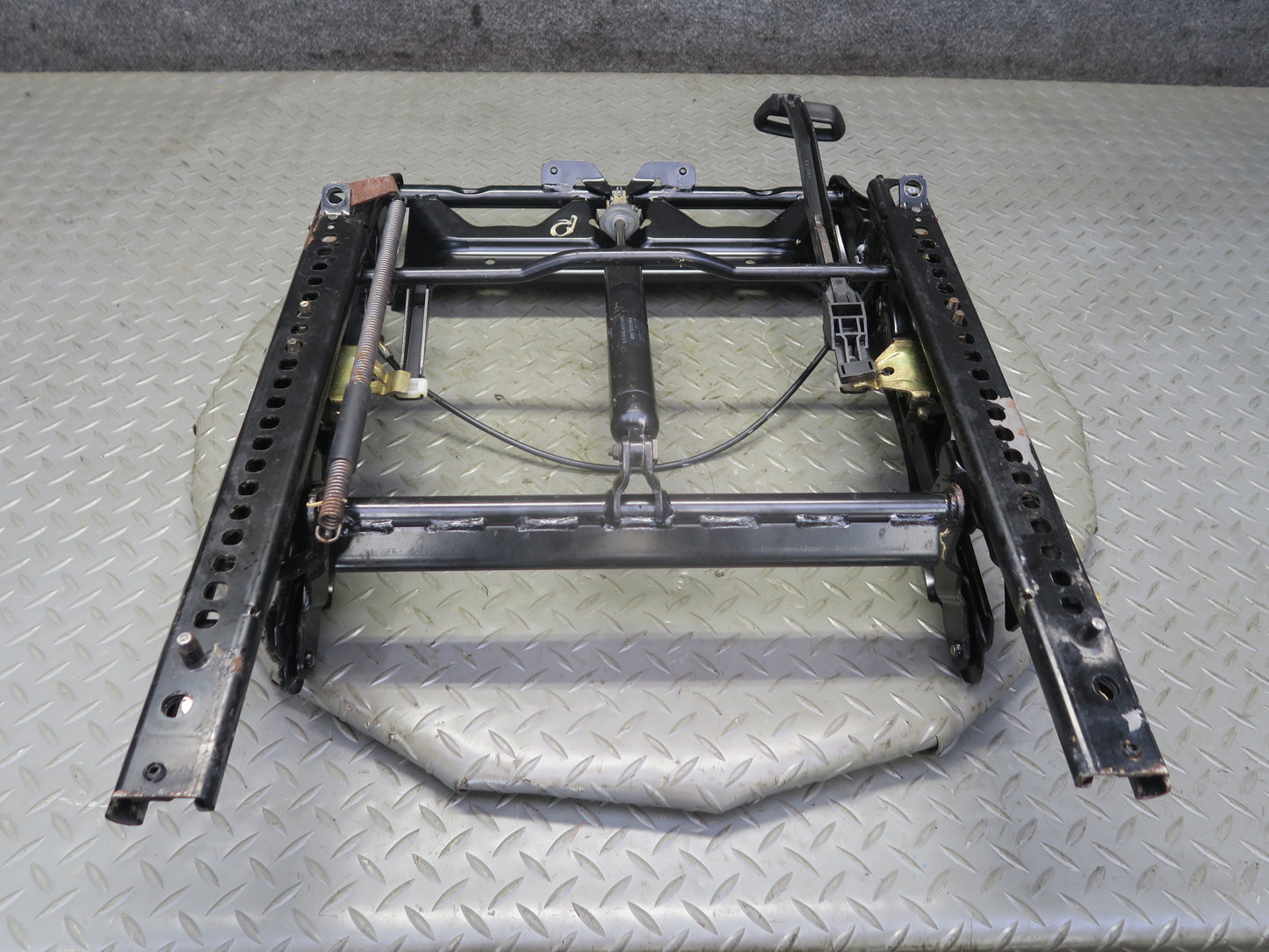 1999-2005 Porsche 911 996 Front Right Pass Side Seat Lower Frame Track Rail