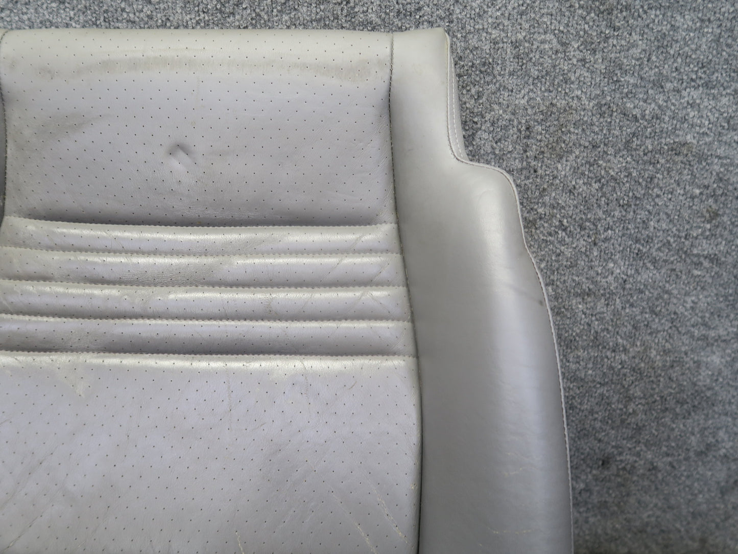 2001-2005 Porsche 911 996 Front Right Side Seat Lower Leather Cushion Gray