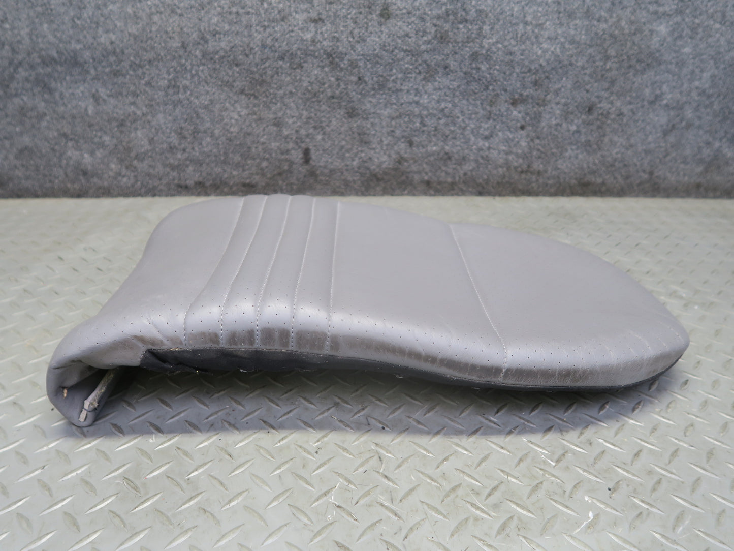 2001-2005 Porsche 911 996 Front Right Seat Upper Insert Leather Cushion Gray