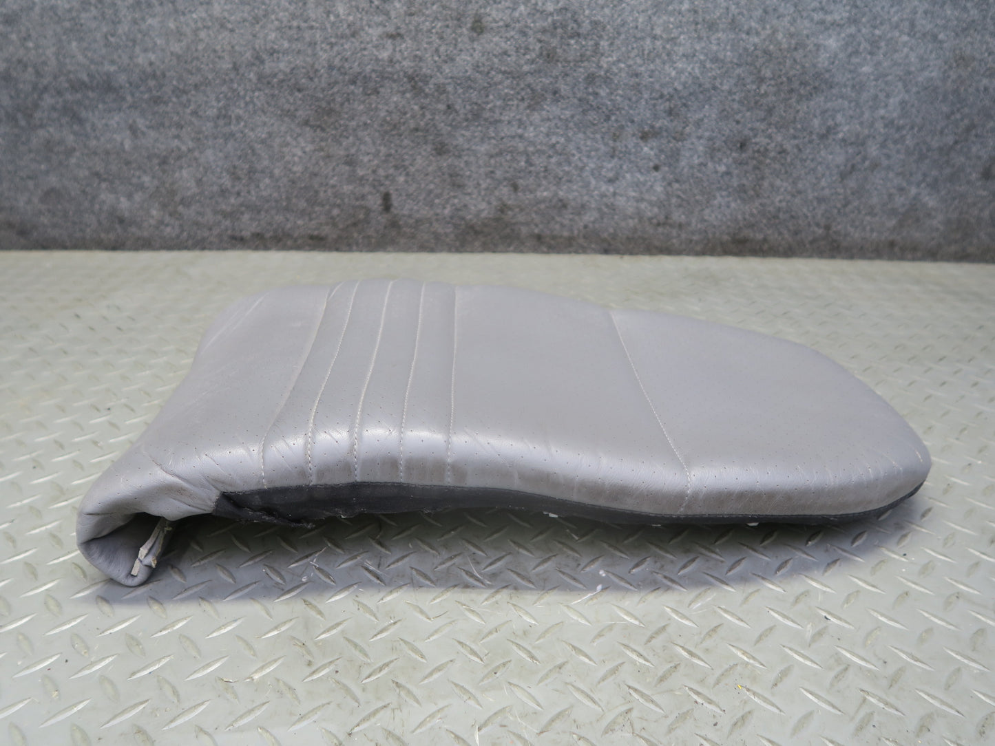 2001-2005 Porsche 911 996 Front Left Seat Upper Insert Leather Cushion Gray