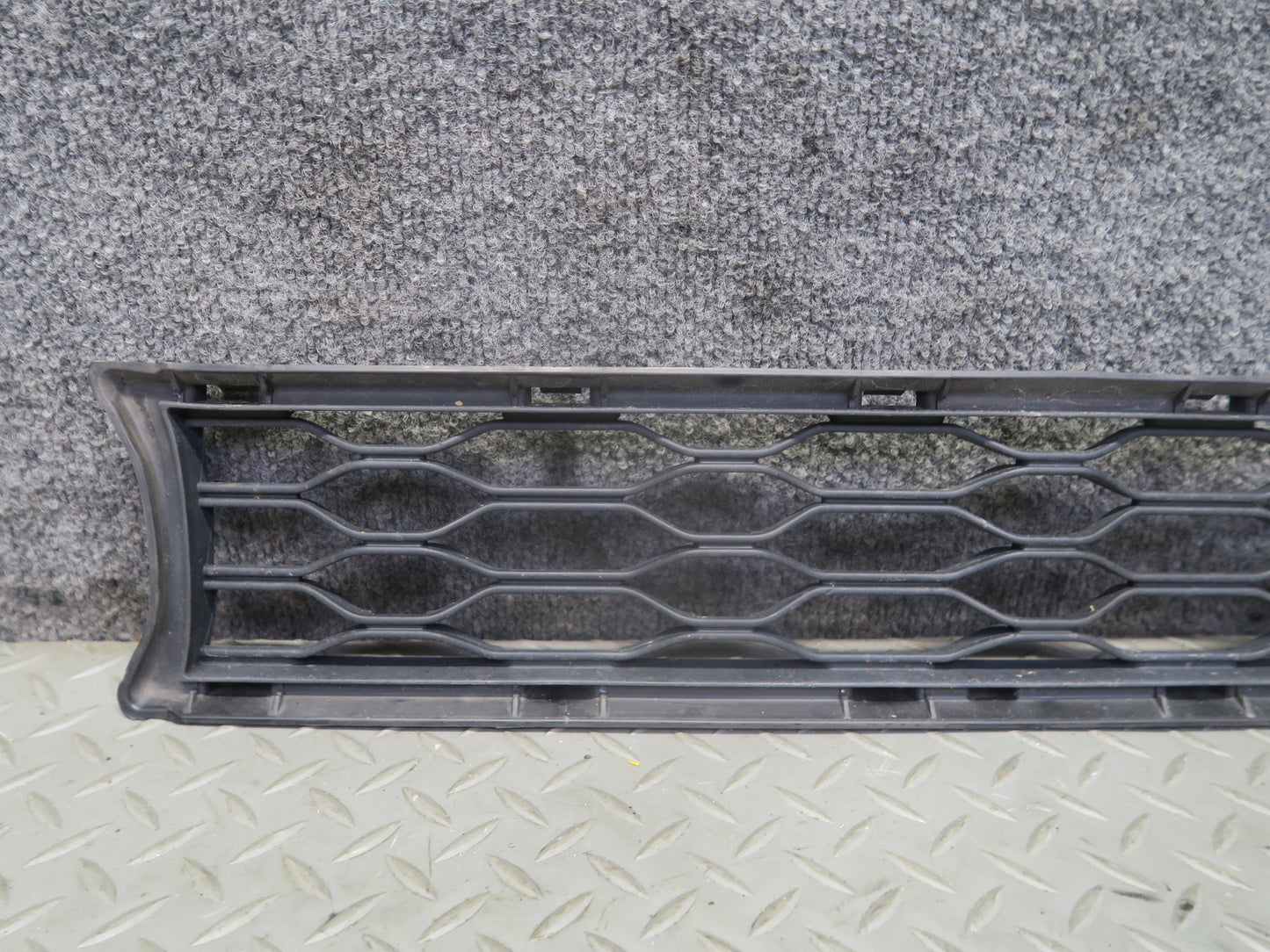 16-21 Mini Cooper S F55 F56 F57 Front Bumper Lower Center Grille OEM