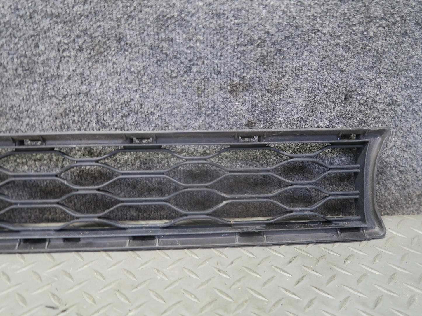 16-21 Mini Cooper S F55 F56 F57 Front Bumper Lower Center Grille OEM