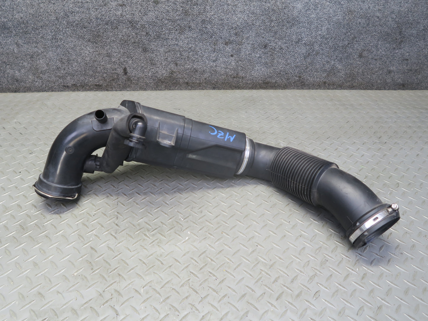 14-19 Mini Cooper S F55 F56 F57 Intercooler Air Duct Resonator Pipe Line OEM