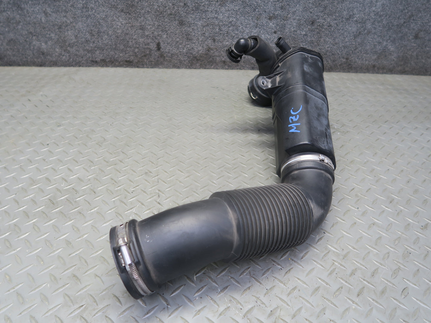 14-19 Mini Cooper S F55 F56 F57 Intercooler Air Duct Resonator Pipe Line OEM