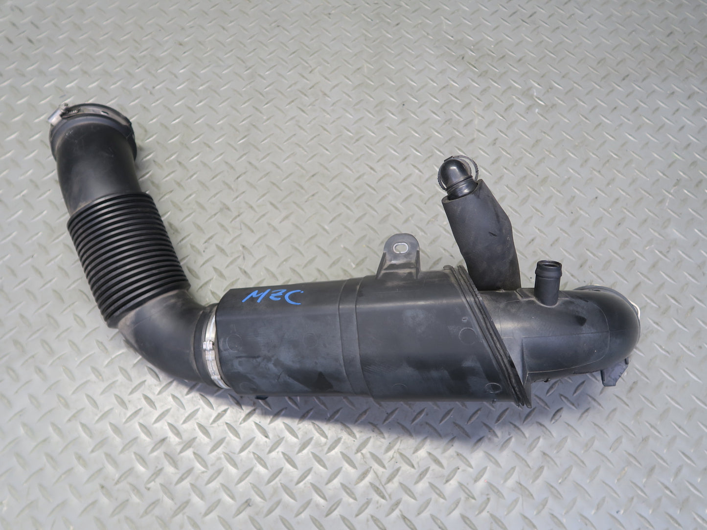 14-19 Mini Cooper S F55 F56 F57 Intercooler Air Duct Resonator Pipe Line OEM