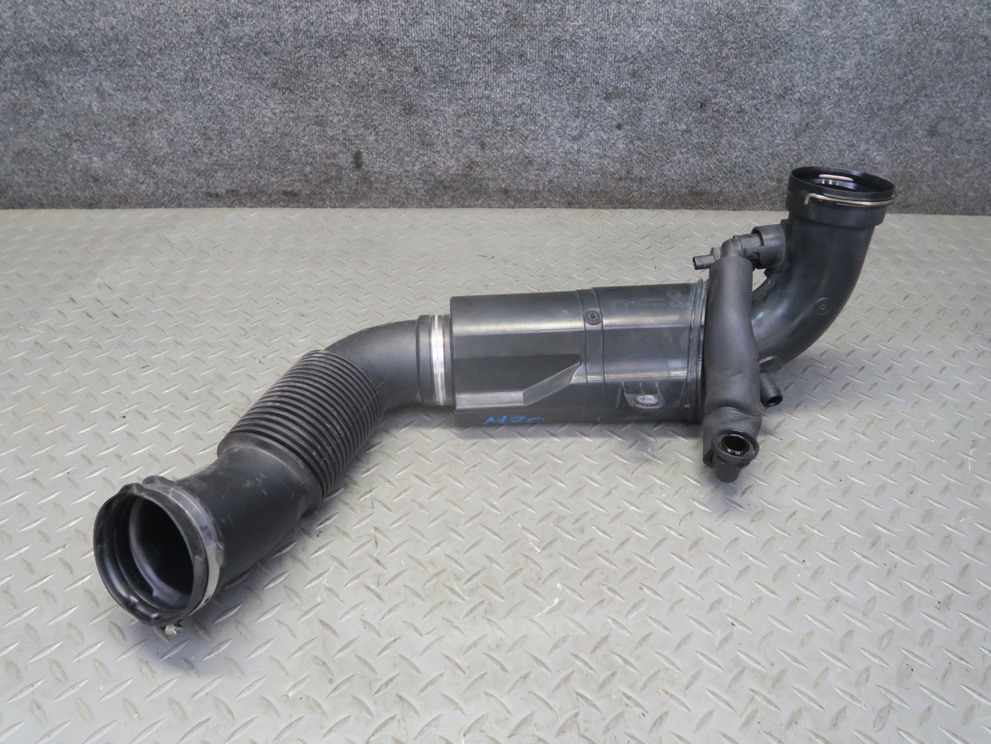 14-19 Mini Cooper S F55 F56 F57 Intercooler Air Duct Resonator Pipe Line OEM