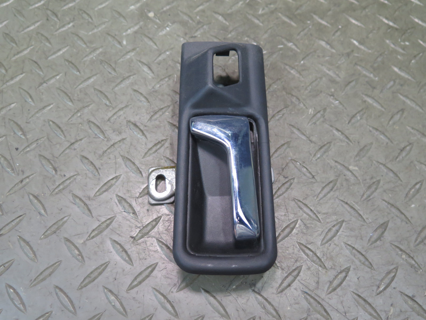 86-91 Mercedes W126 560SEL Front Right Door Interior Pull Handle w Trim OEM