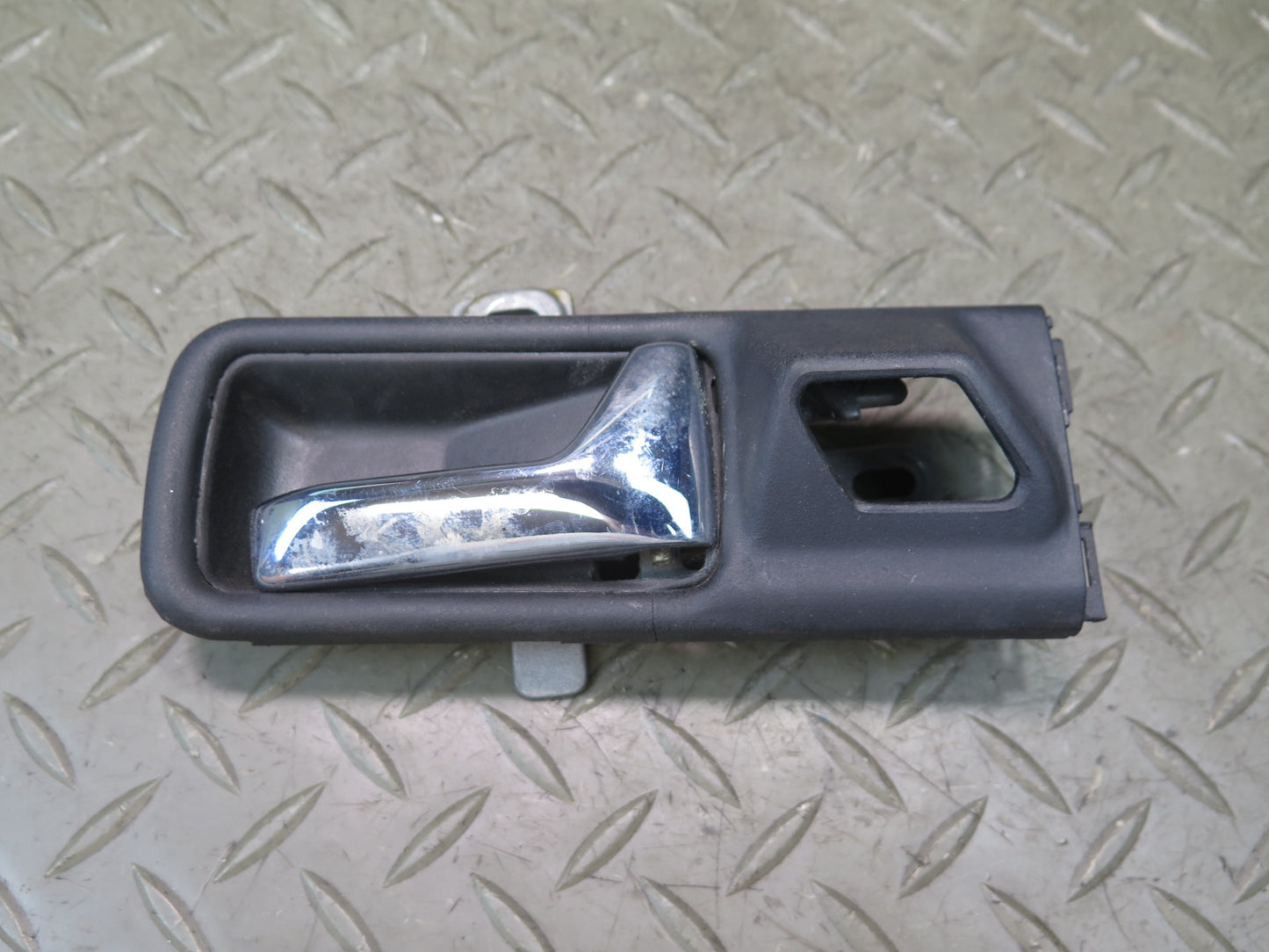 86-91 Mercedes W126 560SEL Front Right Door Interior Pull Handle w Trim OEM