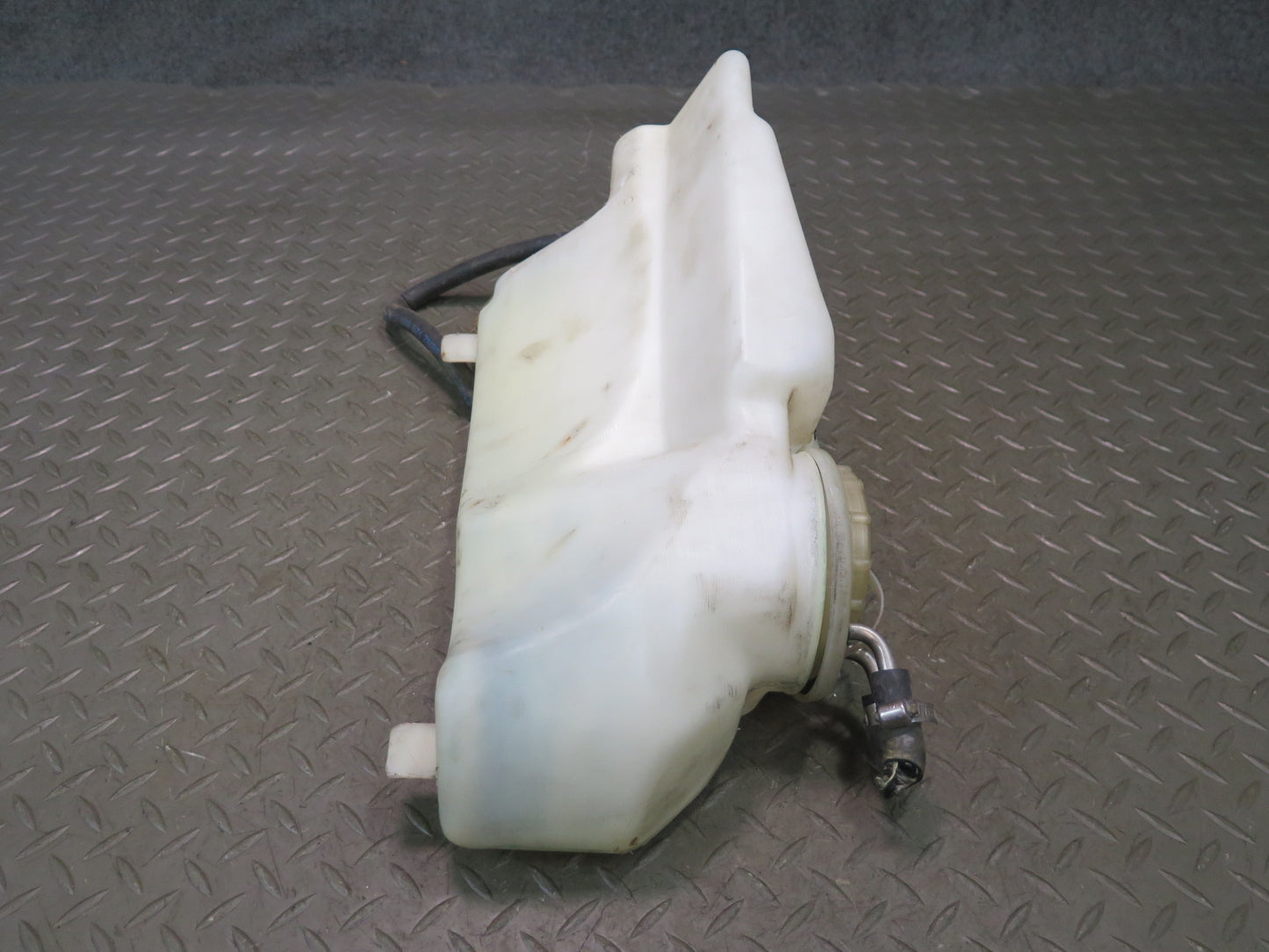 88-91 Mercedes W126 560SEL Windshield Washer Fluid Reservoir Tank w Pumps OEM