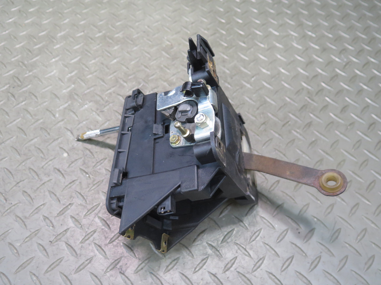 86-91 Mercedes W126 560SEL A/T Automatic Transmission Shifter 1262670337 OEM