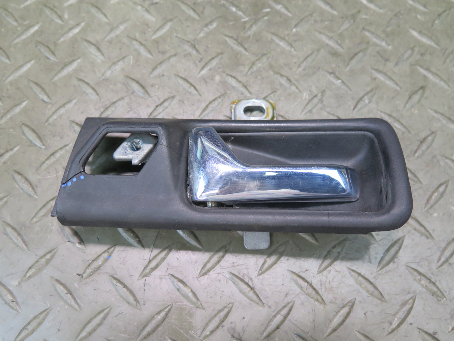 86-91 Mercedes W126 560SEL Front Left Door Interior Pull Handle w Trim OEM