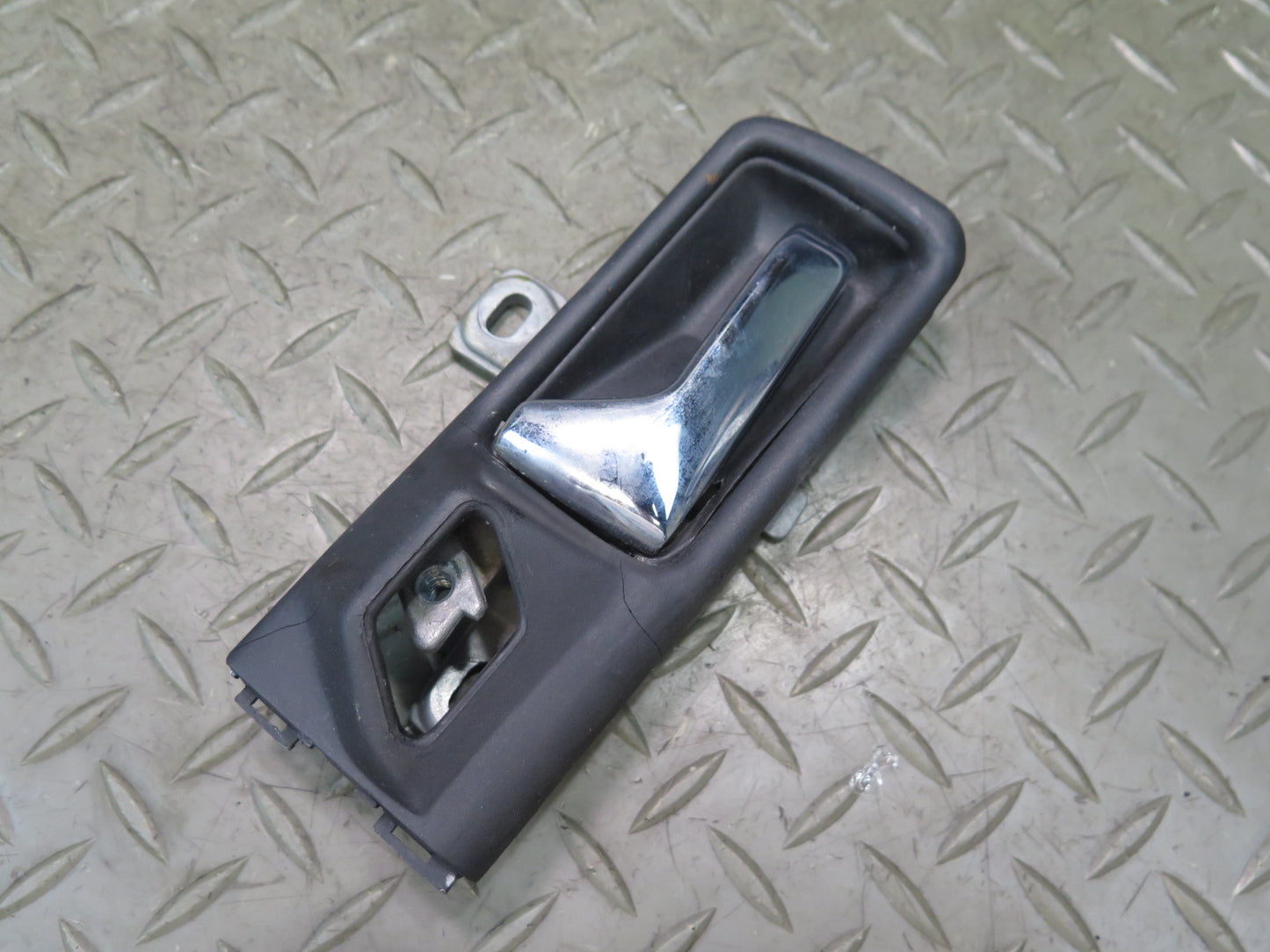 86-91 Mercedes W126 560SEL Rear Left Door Interior Pull Handle w Trim OEM
