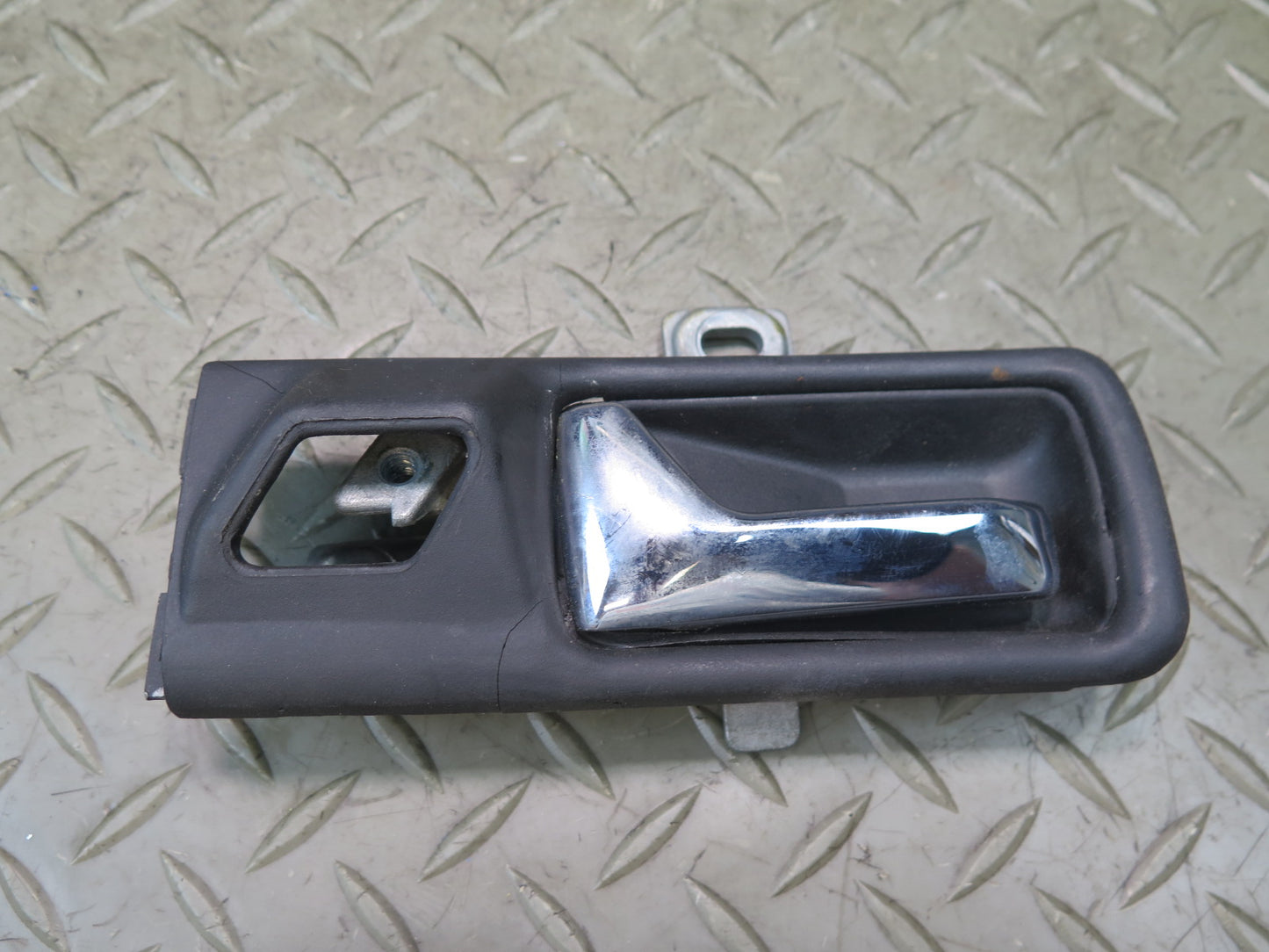 86-91 Mercedes W126 560SEL Rear Left Door Interior Pull Handle w Trim OEM