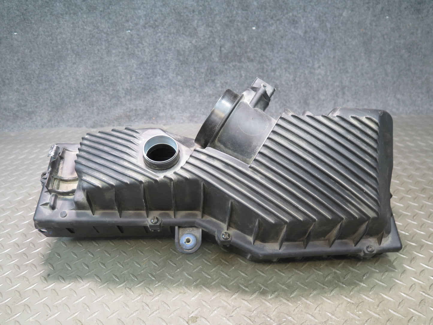 2000-2005 Porsche 911 Carrera 996  Air Intake Cleaner Filter Box W/ MAF Sensor
