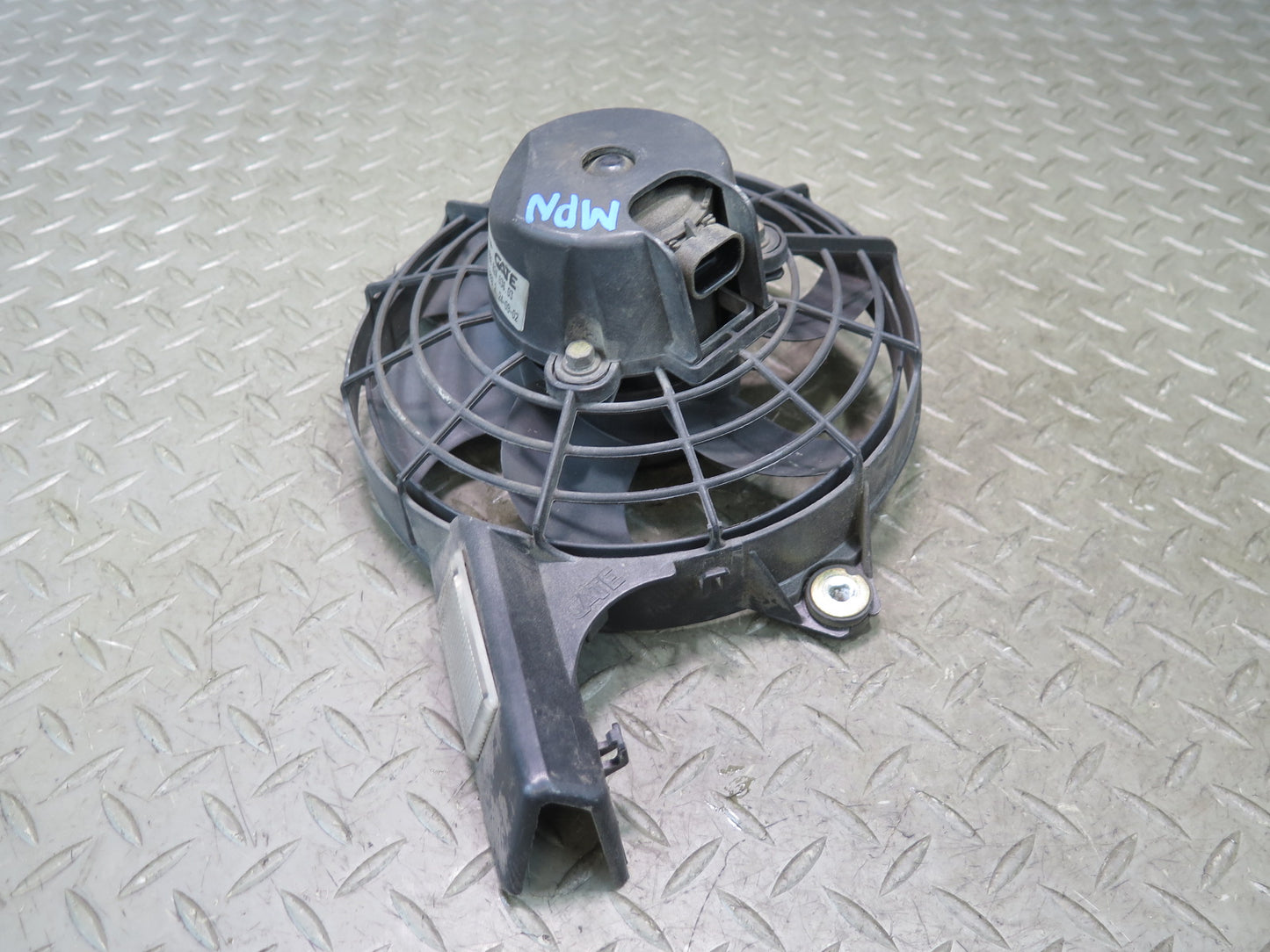 1999-2005 Porsche 911 996 Rear Deck Trunk Lid Motor Engine Blower Fan Assembly