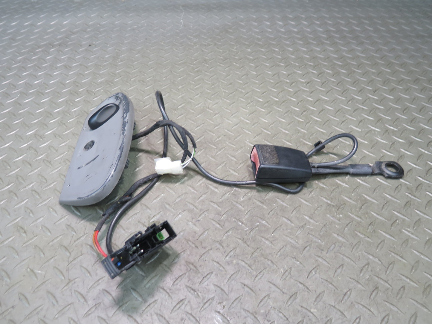 1999-2005 Porsche 911 Carrera 996 Front Right Seat Adjust Switch W/ Trim