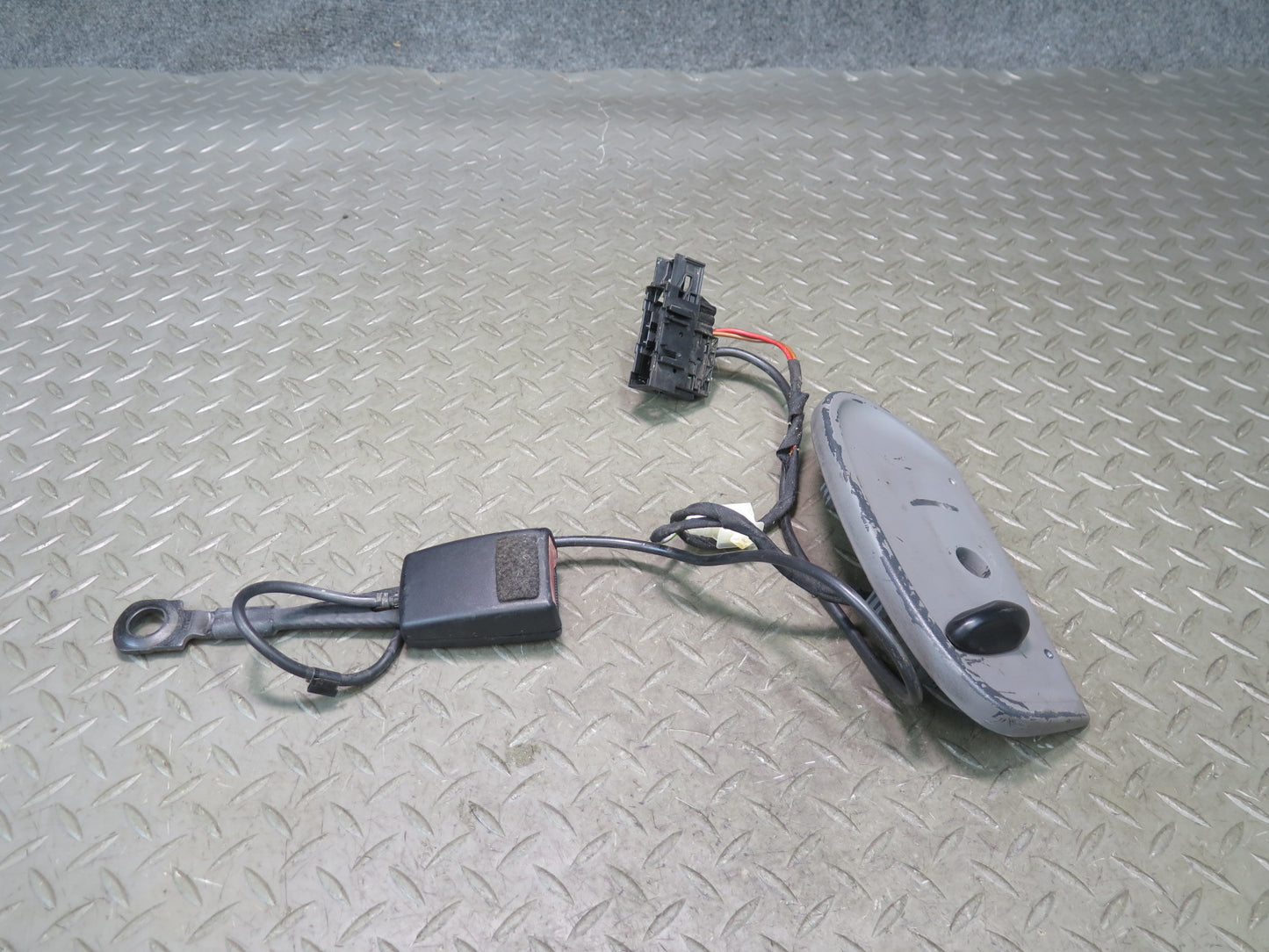 1999-2005 Porsche 911 Carrera 996 Front Right Seat Adjust Switch W/ Trim