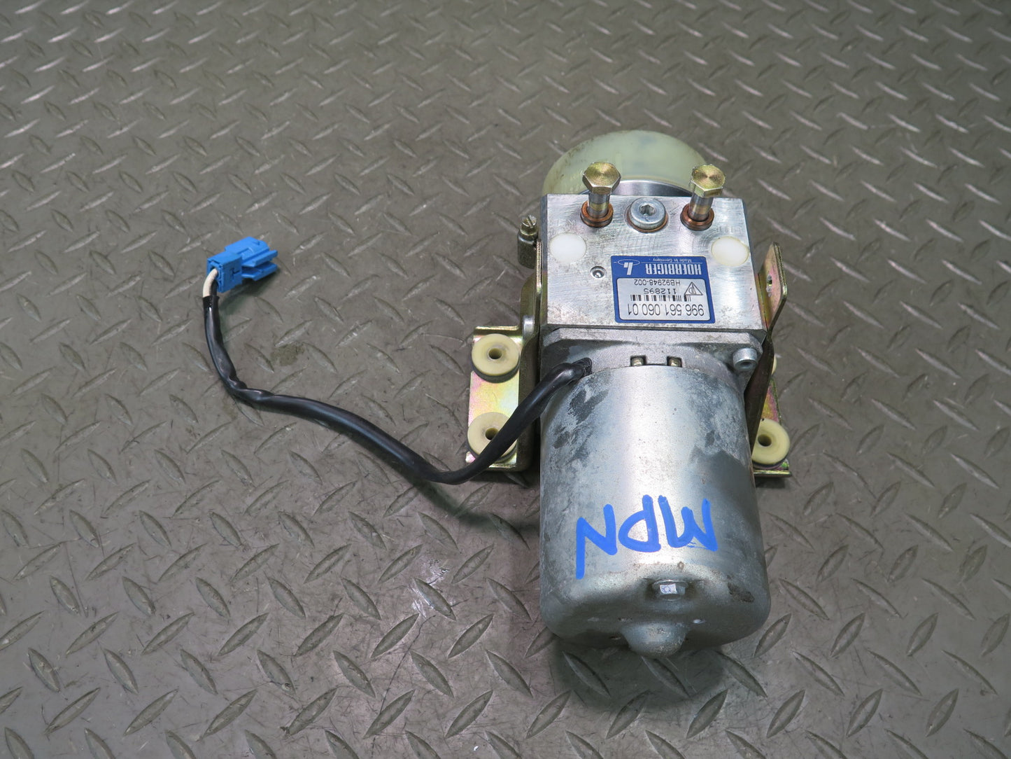 1999-2005 Porsche 911 996 Convertible TOP Hydraulic Pump Motor 99656106001