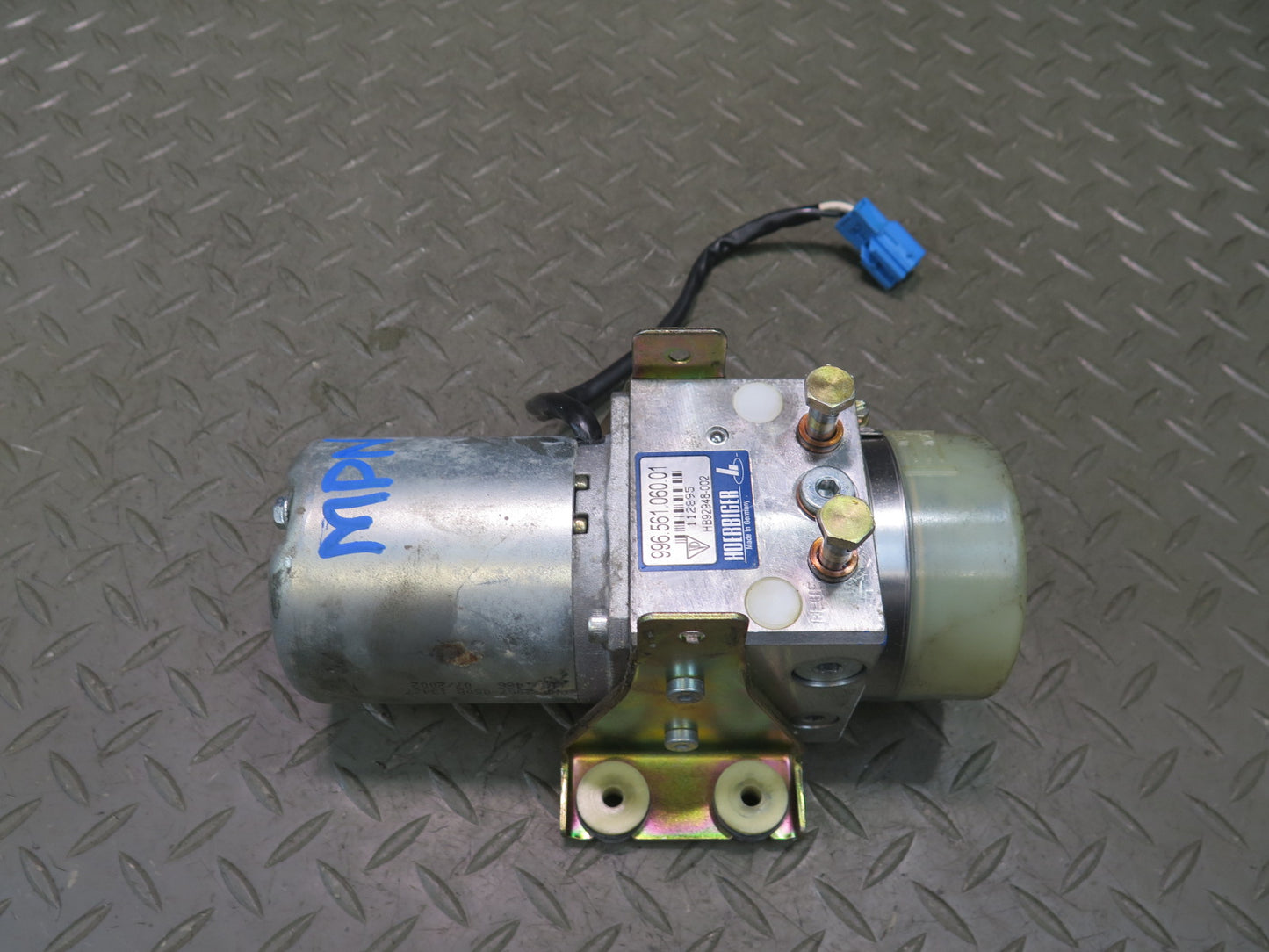 1999-2005 Porsche 911 996 Convertible TOP Hydraulic Pump Motor 99656106001