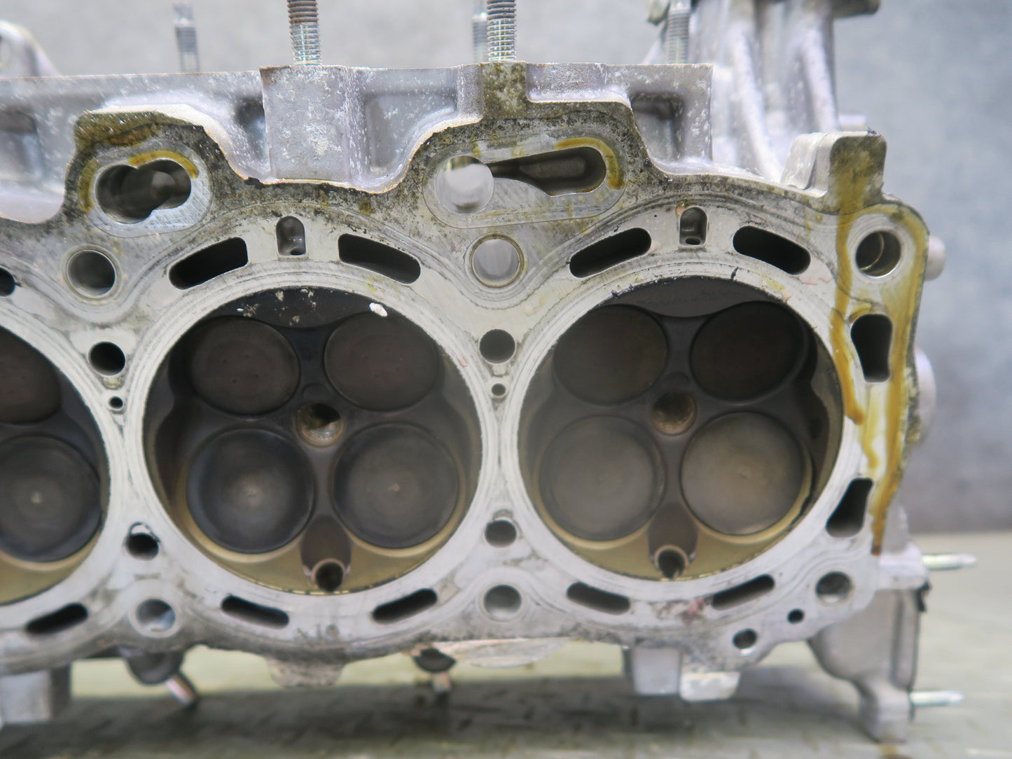 15-17 Lexus GSC16L RC350 RC300 2GRFSE Left Engine Motor Cylinder Head 77K OEM