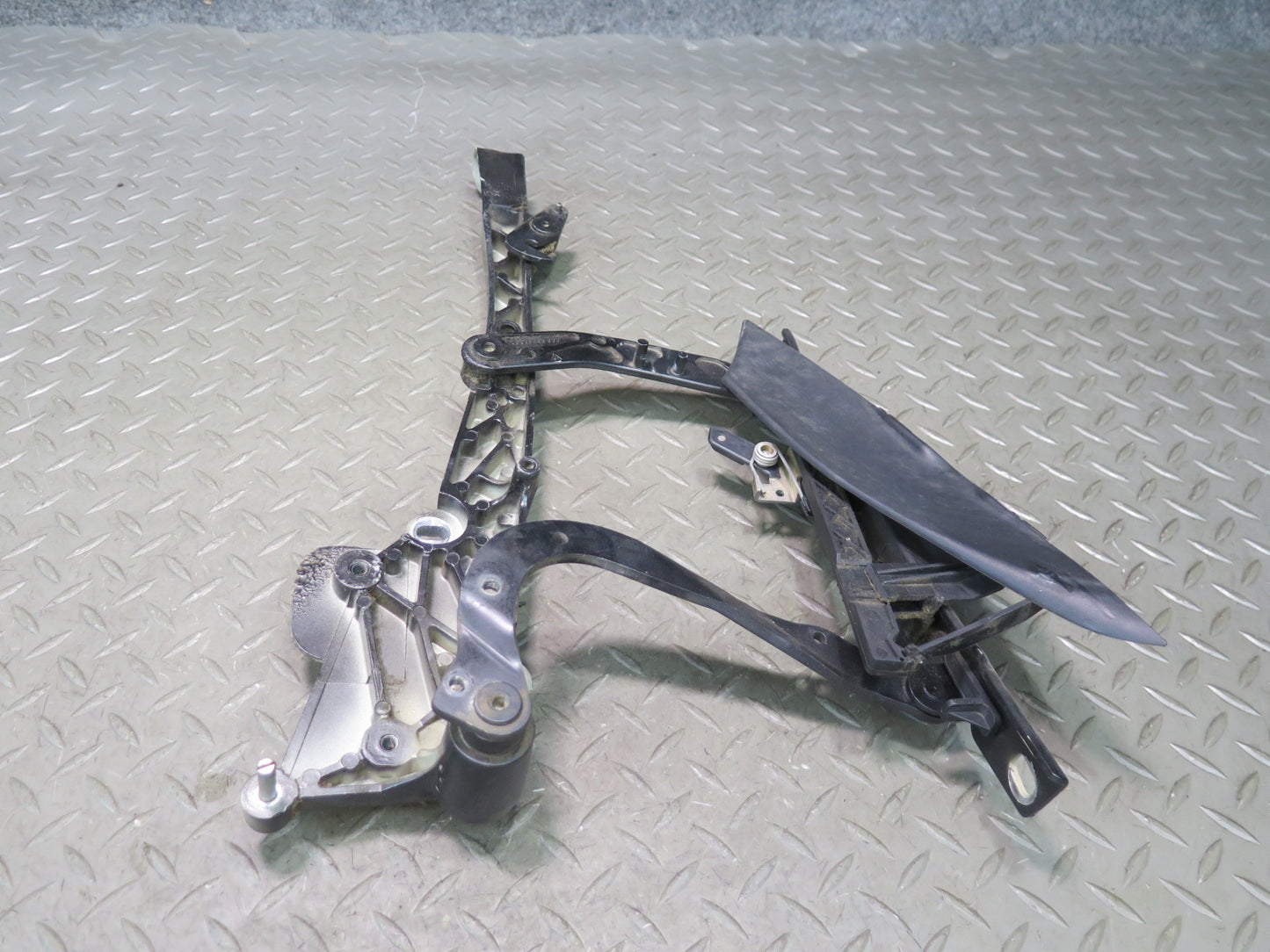 1999-2005 Porsche 911 996 Convertible TOP Roof Left & Right Hinge Set of 2