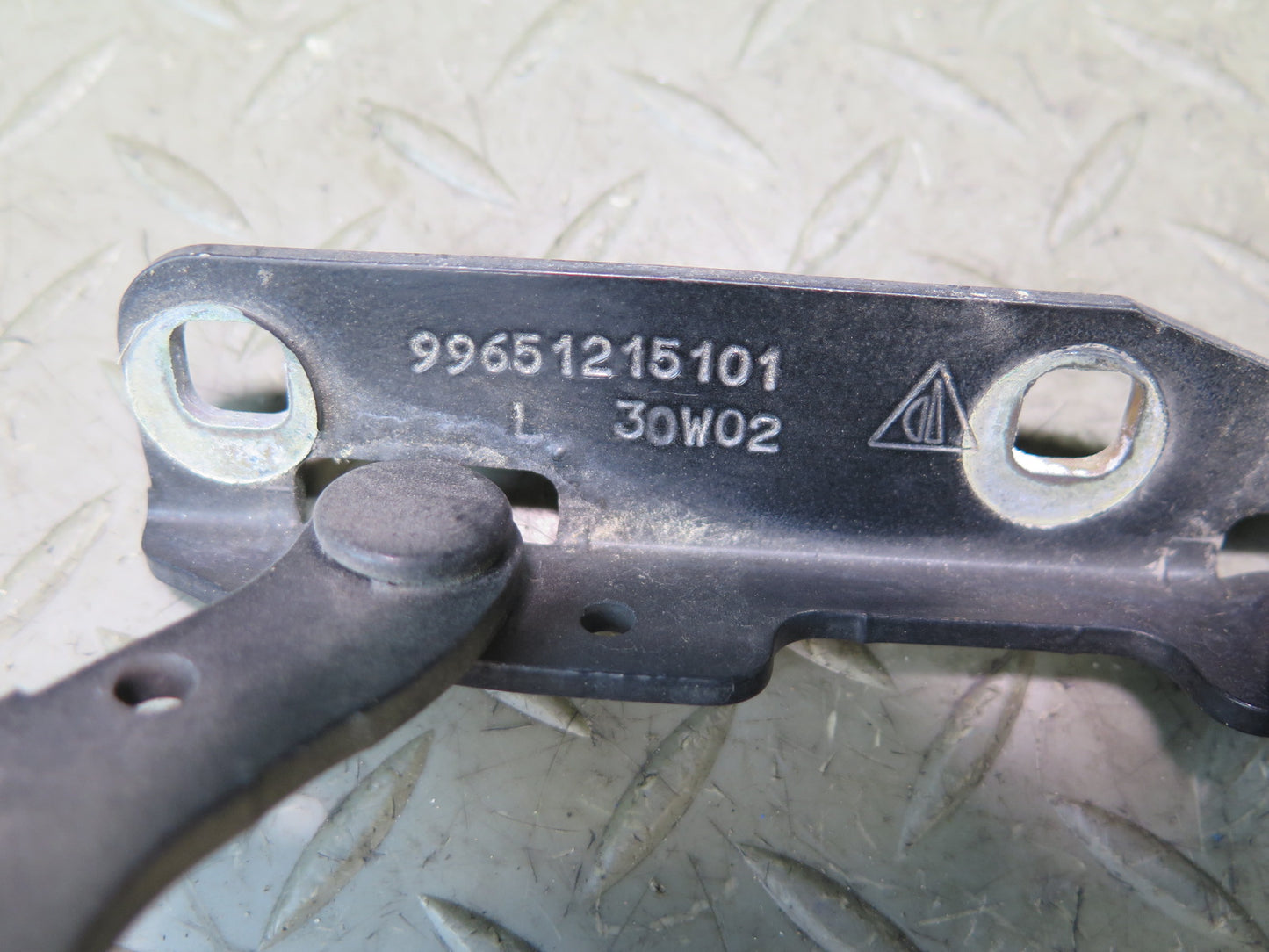 2002-2005 Porsche 911 Carrera 996 Rear Left & Right Side Engine Trunk Hinge Set