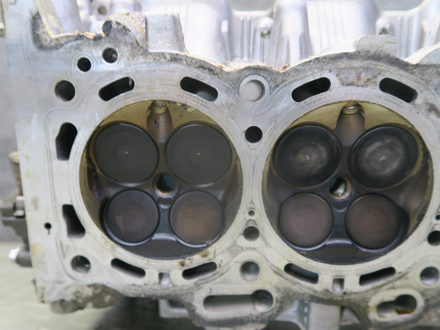 15-17 Lexus GSC16L RC350 RC300 2GRFSE Right Engine Motor Cylinder Head 77K OEM