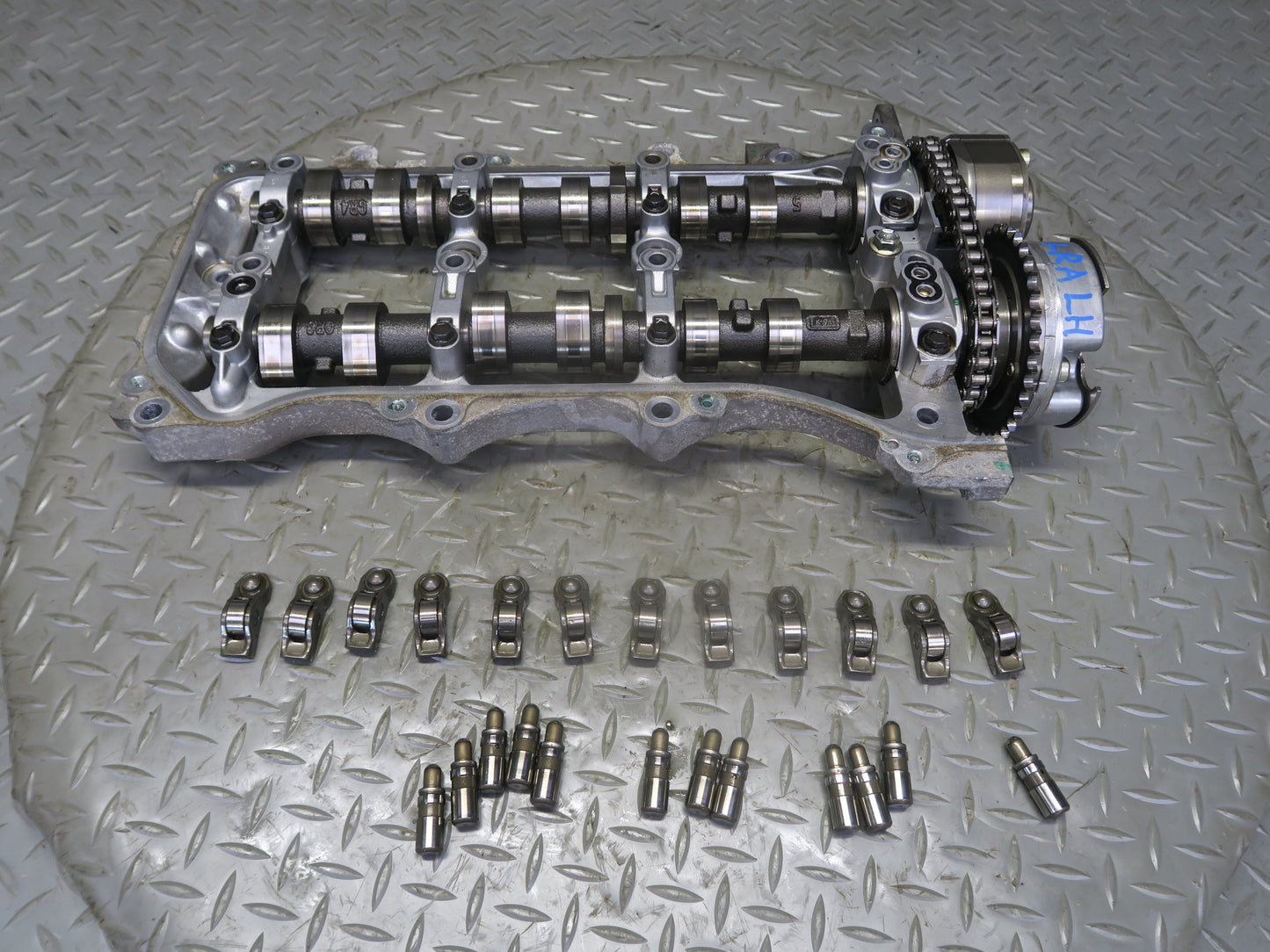 15-17 Lexus RC350 RC300 Left Engine Exhaust Intake Camshaft Rocker Arm Set OEM