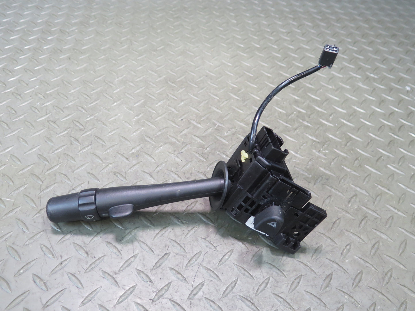 03-06 Chevrolet Tahoe SSR Steering Column Turn Signal Wiper Cruise Switch OEM