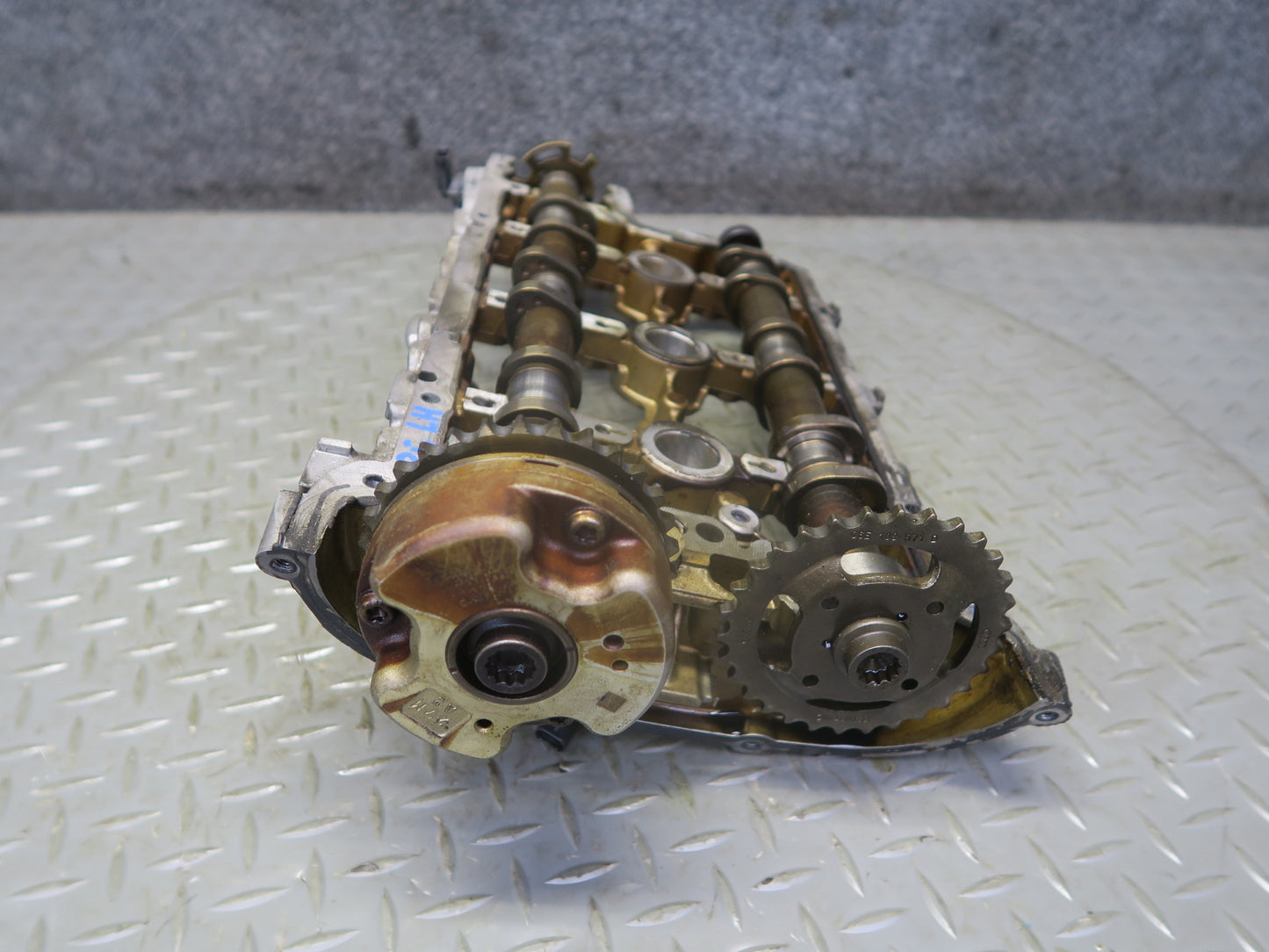 15-18 Porsche Cayenne 958 Hybrid 3.0 Engine Left Cylinder Head Camshafts Rockers