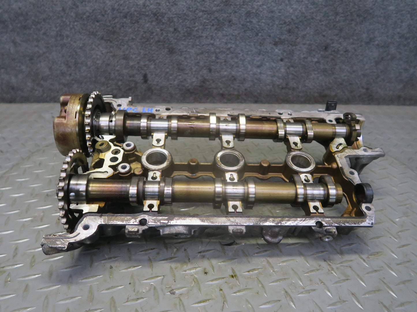 15-18 Porsche Cayenne 958 Hybrid 3.0 Engine Left Cylinder Head Camshafts Rockers