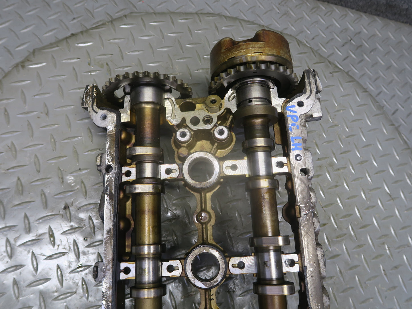 15-18 Porsche Cayenne 958 Hybrid 3.0 Engine Left Cylinder Head Camshafts Rockers