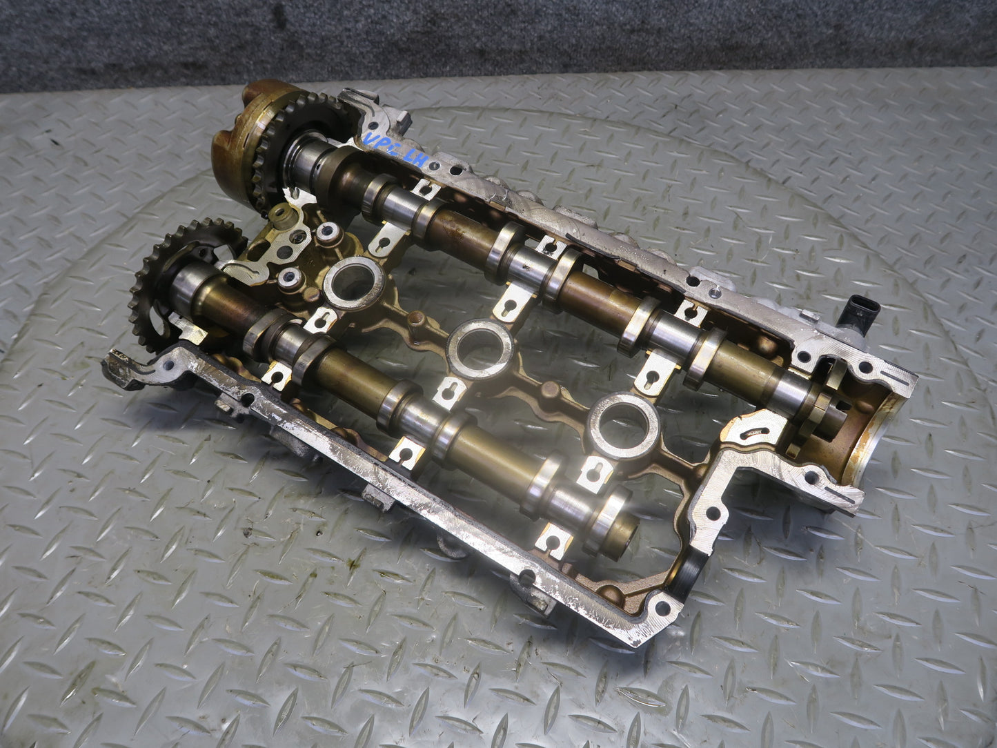 15-18 Porsche Cayenne 958 Hybrid 3.0 Engine Left Cylinder Head Camshafts Rockers