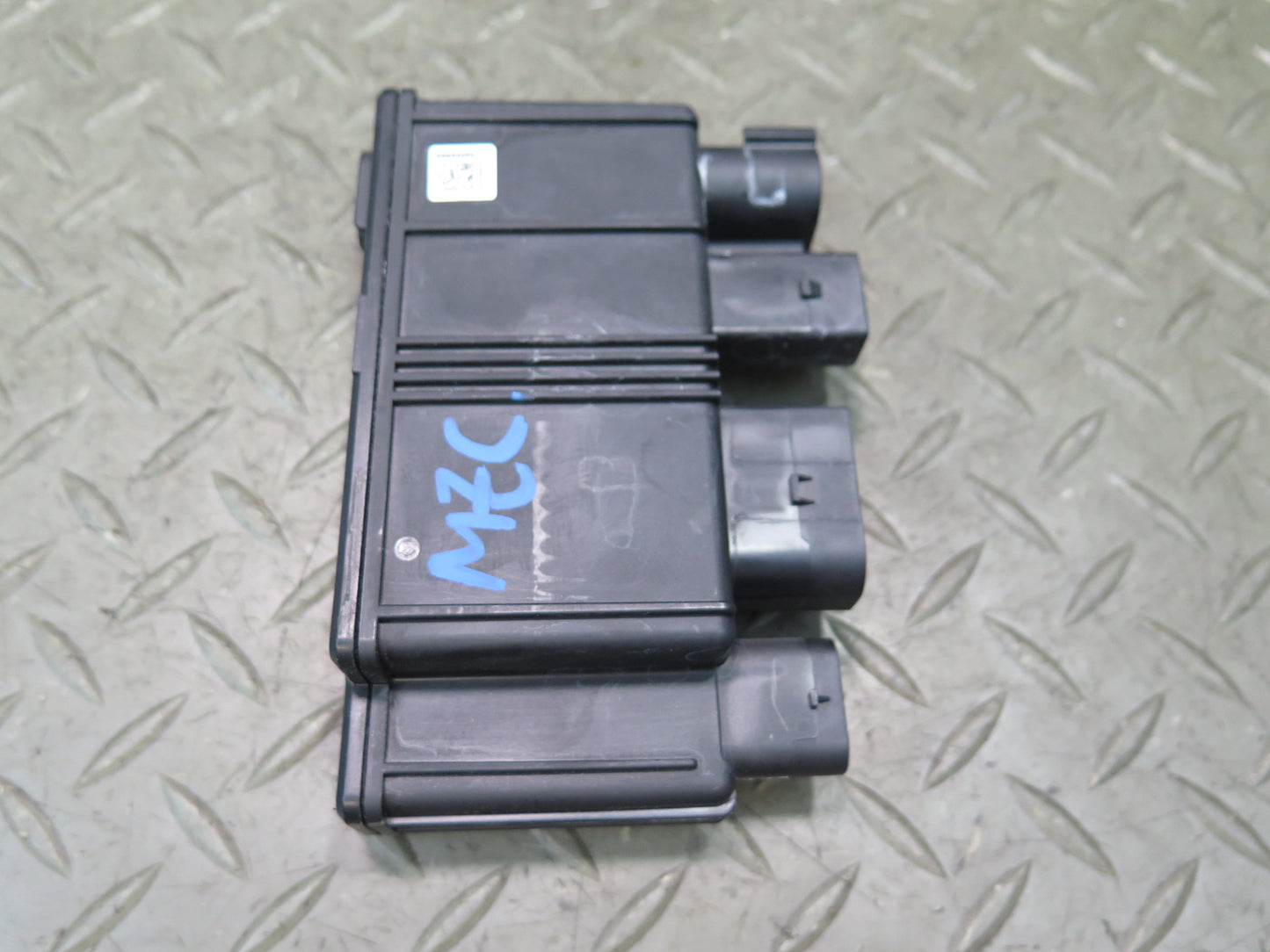 16-24 Mini Cooper F54 F55 F56 F57 Integrated Power Supply Module 8647841 OEM