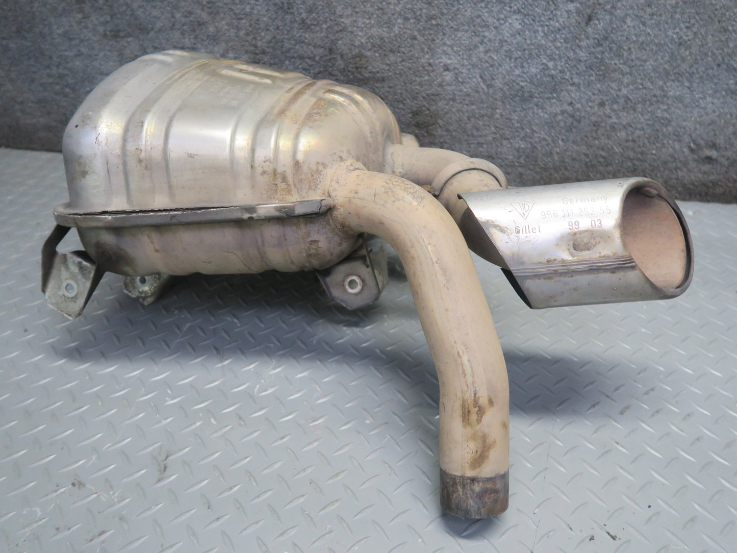 1999-2001 Porsche 911 996 M/T Rear Left Exhaust Muffler w Tip 99611112256